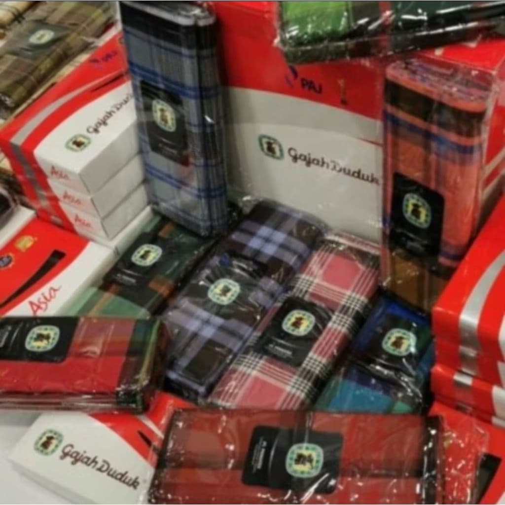 10 helai KAIN SARUNG PELIKAT GAJAH DUDUK ASIA EKSKLUSIF SEKALI KOTAK