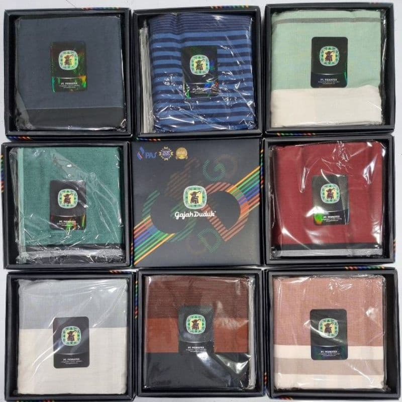 Sarung Kain Pelikat Gajah Duduk Multicolour