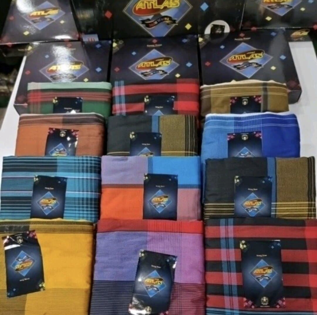 Pelikat Atlas Multiwarna — Kain Pelikat dari Butik Saifuddin Eksklusif