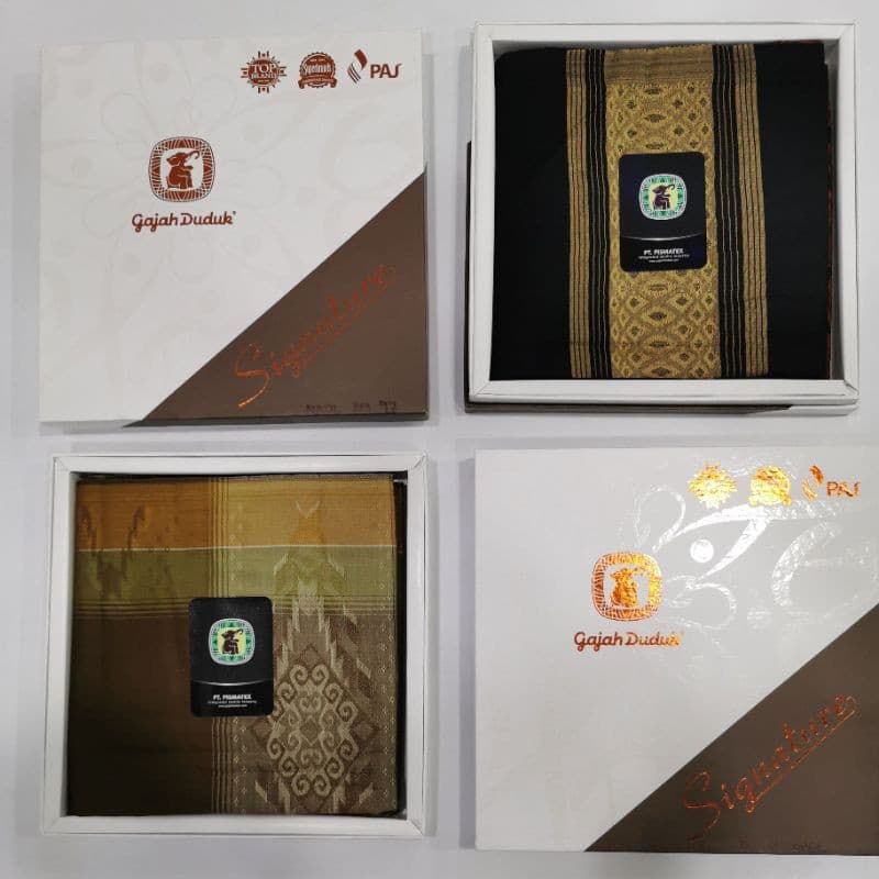 Sarung Kain Pelikat Gajah Duduk Signature — Kain Pelikat from Butik Saifuddin Eksklusif